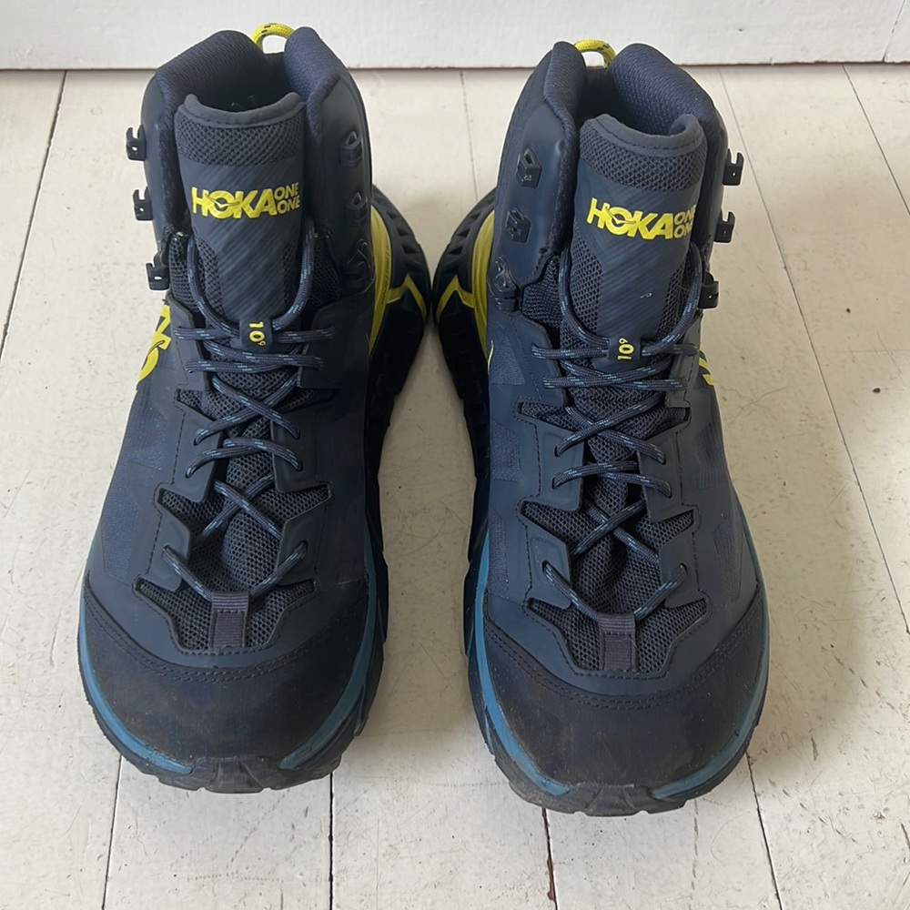 Men’s Hoka hiking boots
